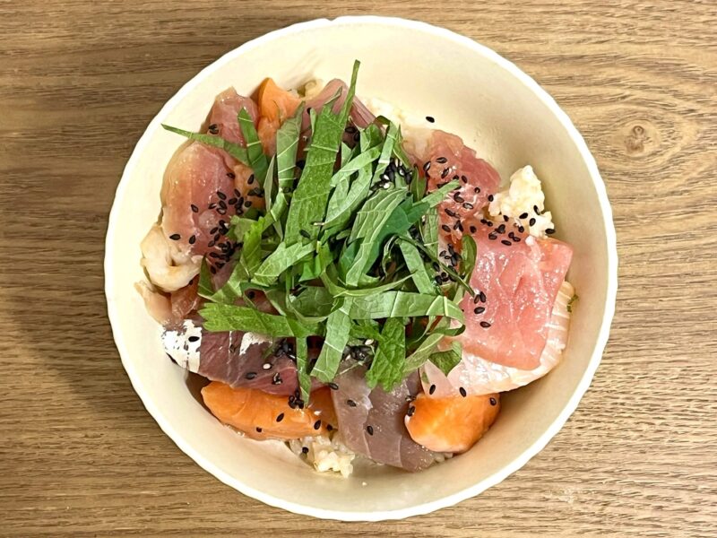 まぐろの漬け丼