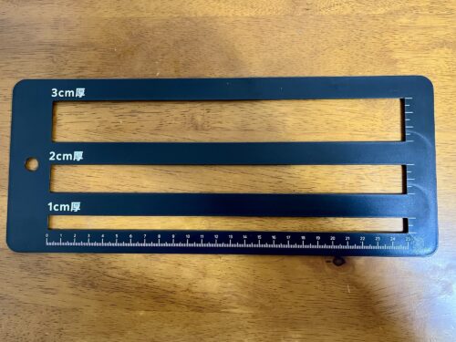 100均一変える厚さチェックスケール